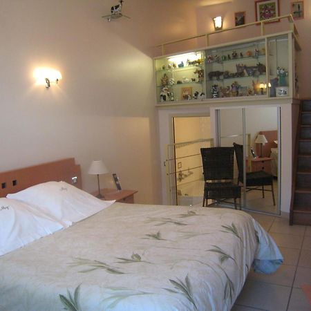 Hotel Le Manoir Aux Vaches Yvetot Luaran gambar