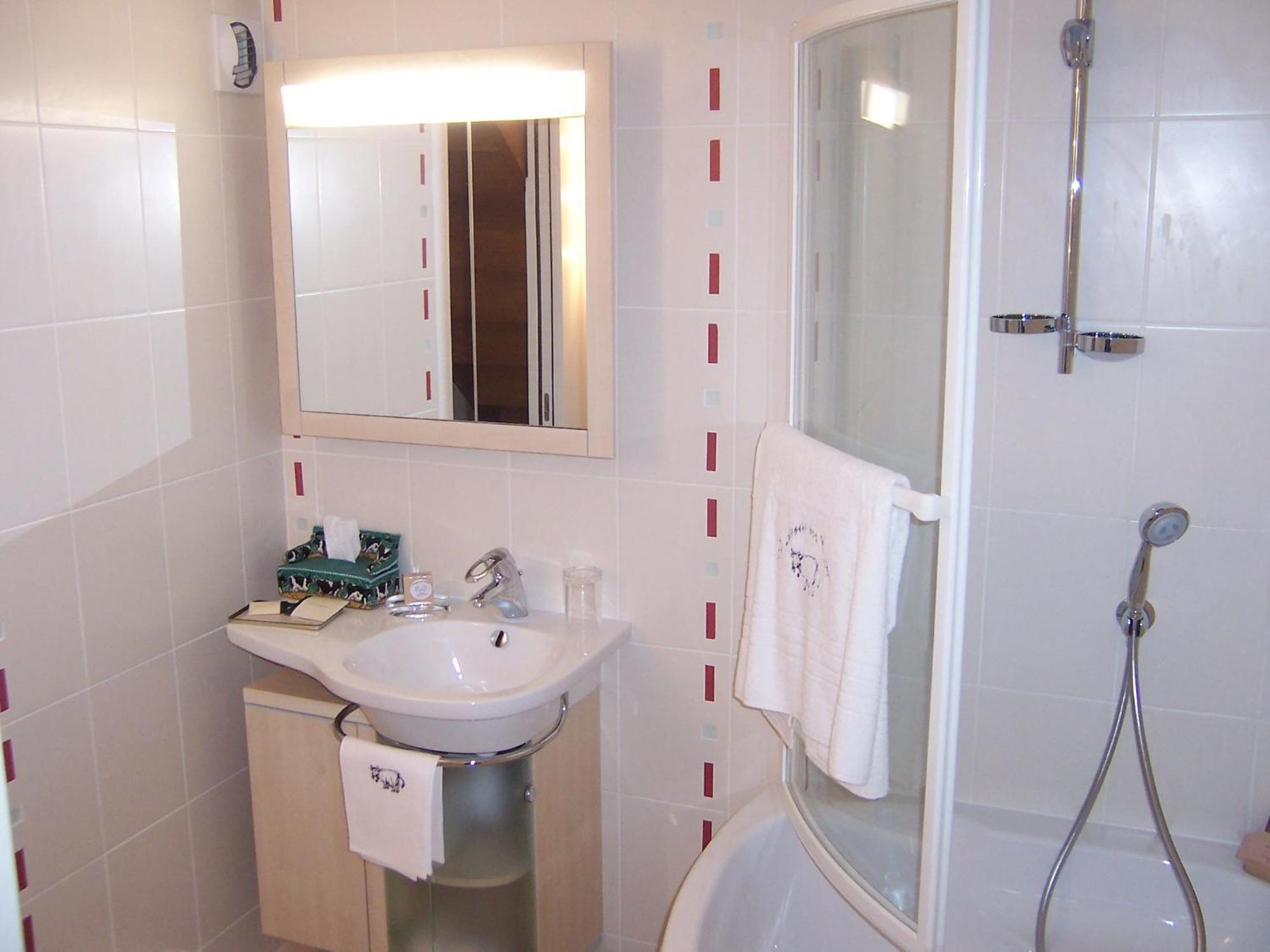 Hotel Le Manoir Aux Vaches Yvetot Luaran gambar