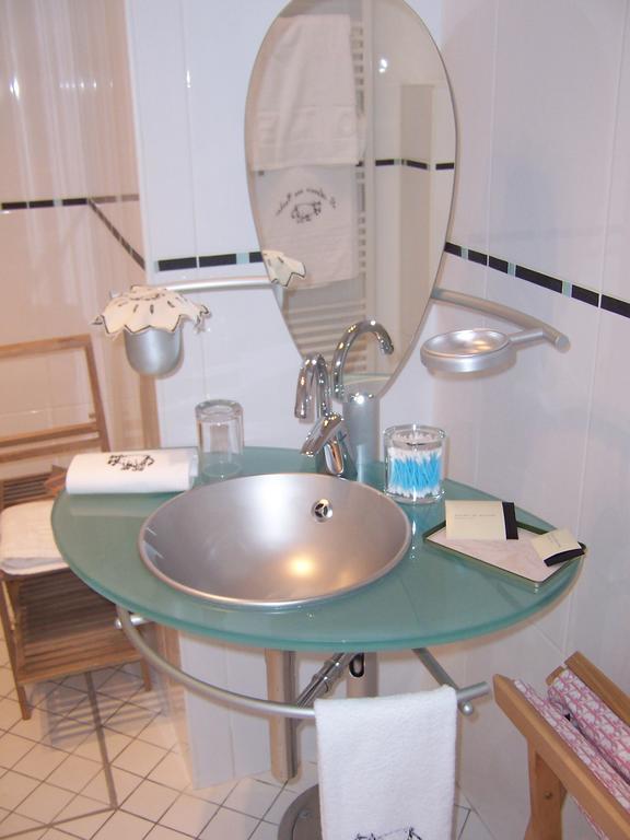 Hotel Le Manoir Aux Vaches Yvetot Luaran gambar